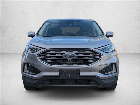 Used 2022 Ford Edge Titanium w/ Equipment Group 301A image 2