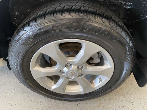 Used 2009 Toyota RAV4 Limited image 27