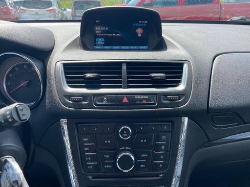 Used 2014 Buick Encore FWD image 18