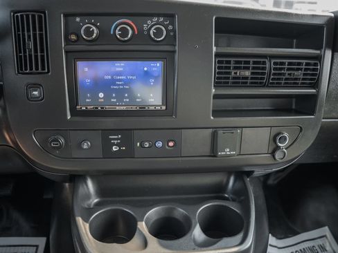 Used 2024 Chevrolet Express 3500 w/ Power Convenience Package RWD image 29