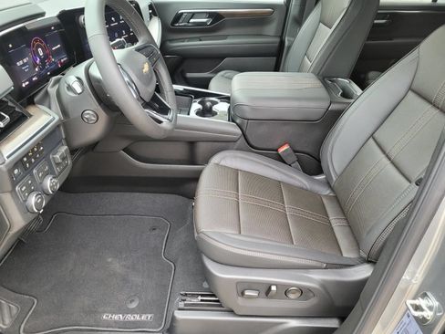 New 2026 Chevrolet Tahoe High Country w/ Sun And Tow Package AWD/4WD image 17