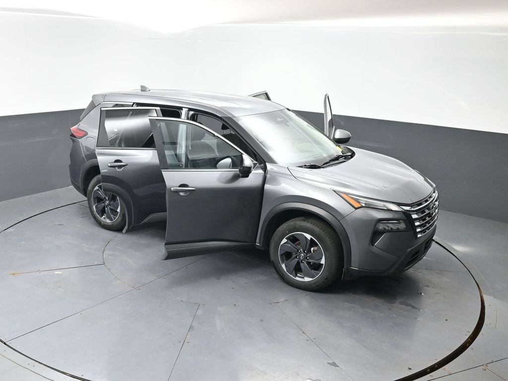 Used 2024 Nissan Rogue SV FWD image 58