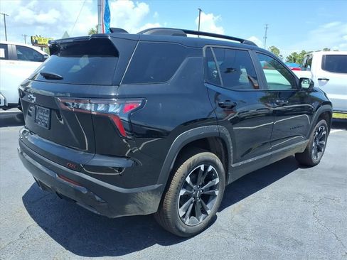 New 2027 Chevrolet Equinox RS w/ Convenience Package III FWD image 3