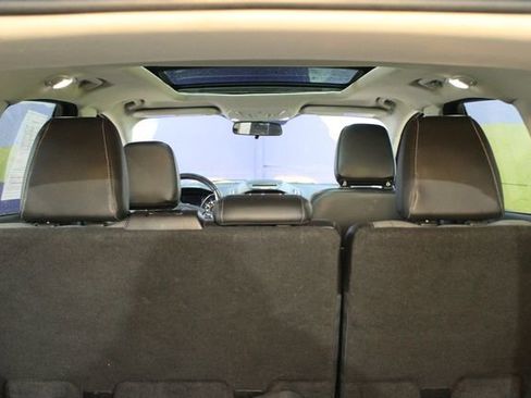 Used 2018 Ford Escape SE w/ SE SYNC Package image 15