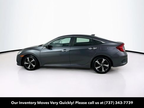 Used 2016 Honda Civic Touring image 4