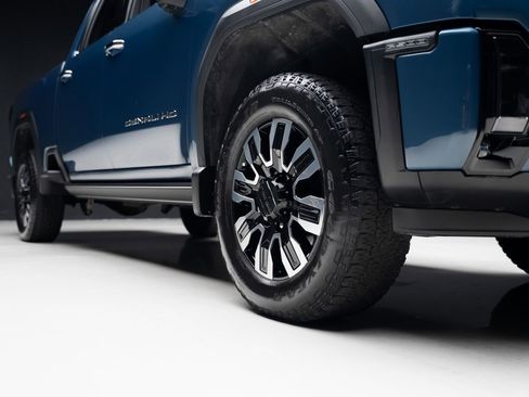 Used 2024 GMC Sierra 2500 Denali Ultimate w/ LPO, GMC Protection Package image 77