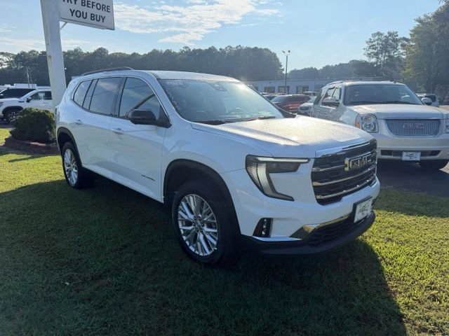 Certified 2026 GMC Acadia Elevation w/ Elevation Premium Package FWD image 3