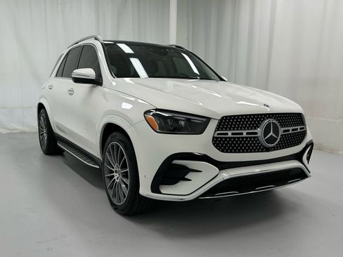 Used 2025 Mercedes-Benz GLE 350 4MATIC image 2