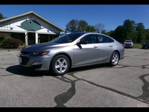 Used 2023 Chevrolet Malibu LS FWD image 3