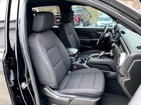 Used 2023 Chevrolet Colorado LT w/ LT Convenience Package II image 11