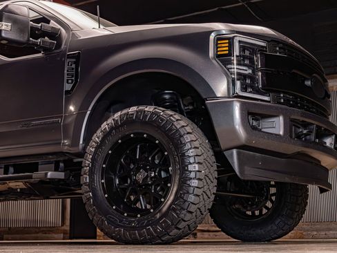 Used 2019 Ford F250 Lariat image 11