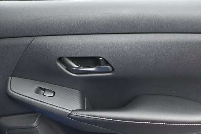 Used 2025 Nissan Sentra SV FWD image 27