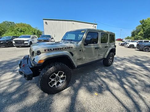 Used 2022 Jeep Wrangler Unlimited Rubicon w/ Steel Bumper Group AWD/4WD image 2