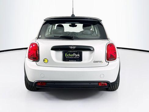 Used 2022 MINI Cooper SE image 7