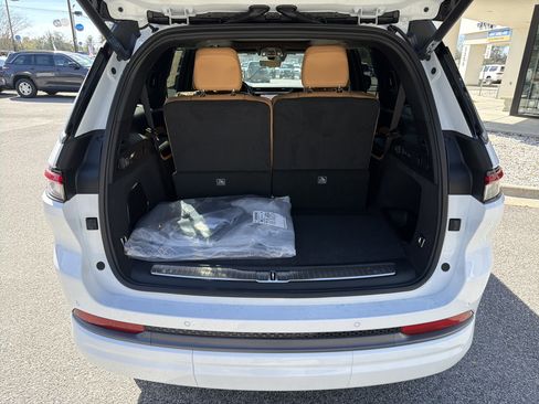 New 2026 Jeep Grand Cherokee L Summit image 19