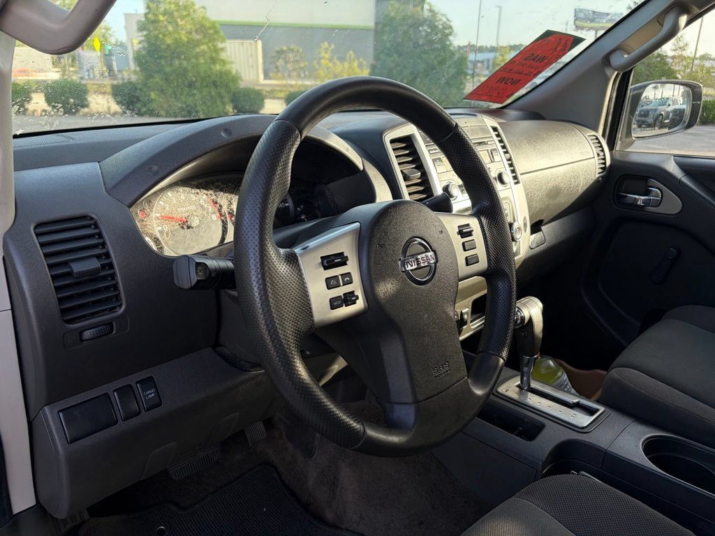 Used 2015 Nissan Frontier S RWD image 12