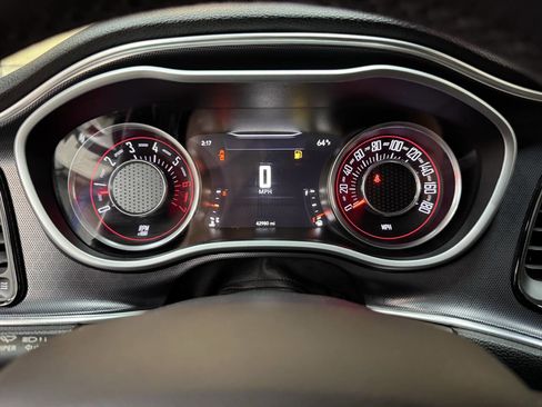 Used 2016 Dodge Challenger R/T Scat Pack w/ Leather Interior Group image 24