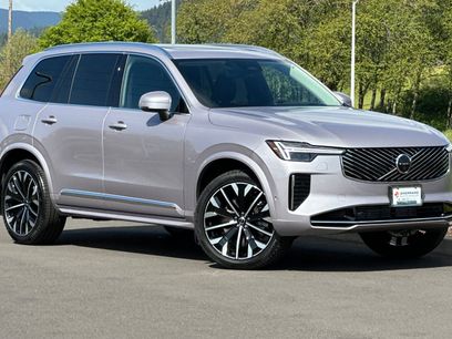 New 2026 Volvo XC90 T8 Ultra w/ Lounge Package