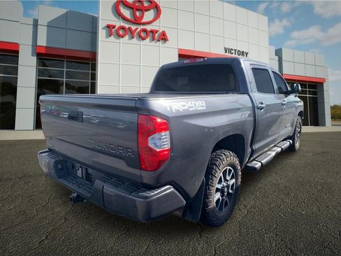 Used 2017 Toyota Tundra Limited w/ Limited Premium Package AWD/4WD image 2