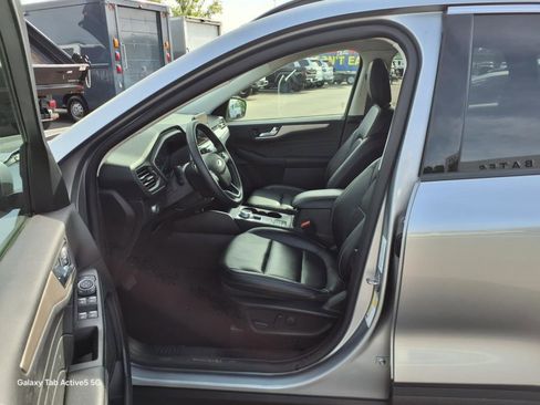 Certified 2022 Ford Escape SEL image 11