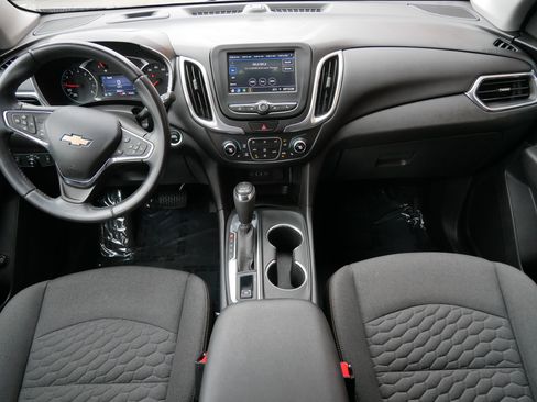 Used 2020 Chevrolet Equinox LT image 13