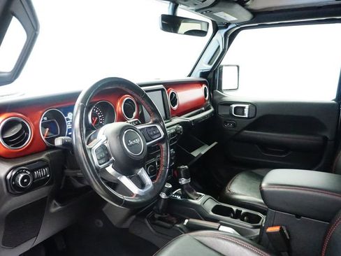 Used 2021 Jeep Wrangler Unlimited Rubicon w/ Uconnect 4C Nav & Sound Group AWD/4WD image 22