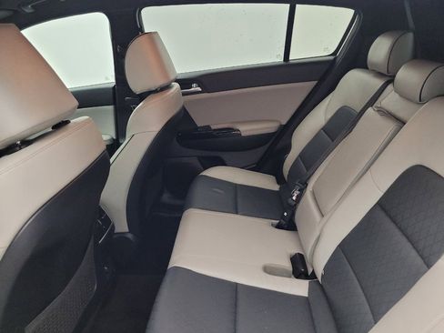 Used 2018 Kia Sportage EX w/ EX Sport Appearance Package image 18