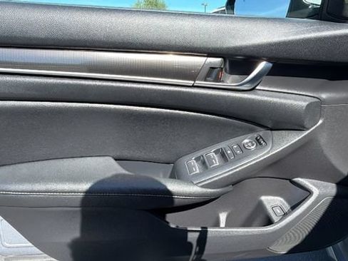 Used 2020 Honda Accord Sport image 19