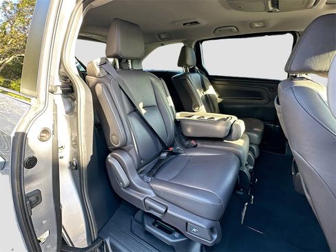 Used 2024 Honda Odyssey Touring image 30