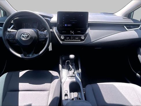 Used 2025 Toyota Corolla LE FWD image 12