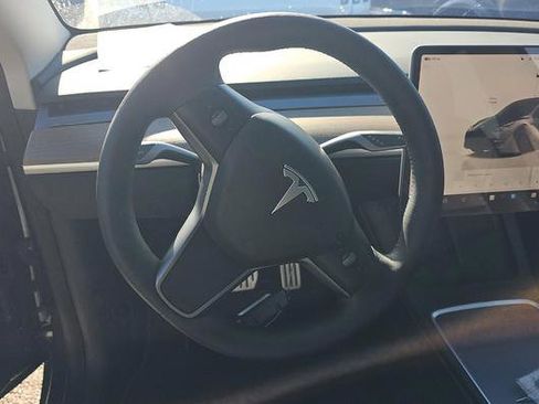 Used 2023 Tesla Model Y Performance image 7