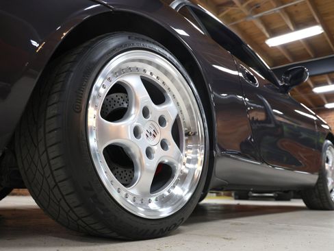 Used 1999 Porsche 911 Cabriolet image 31