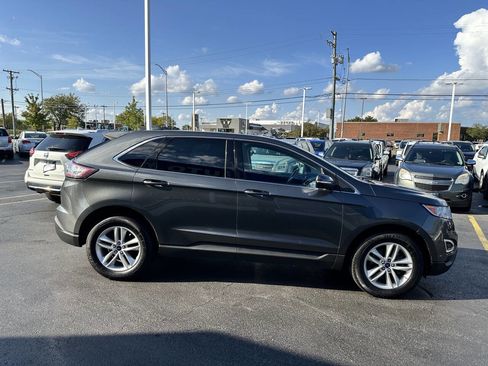 Used 2018 Ford Edge SEL image 9