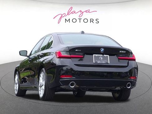 Certified 2025 BMW 330i xDrive Sedan w/ Premium Package AWD/4WD image 7