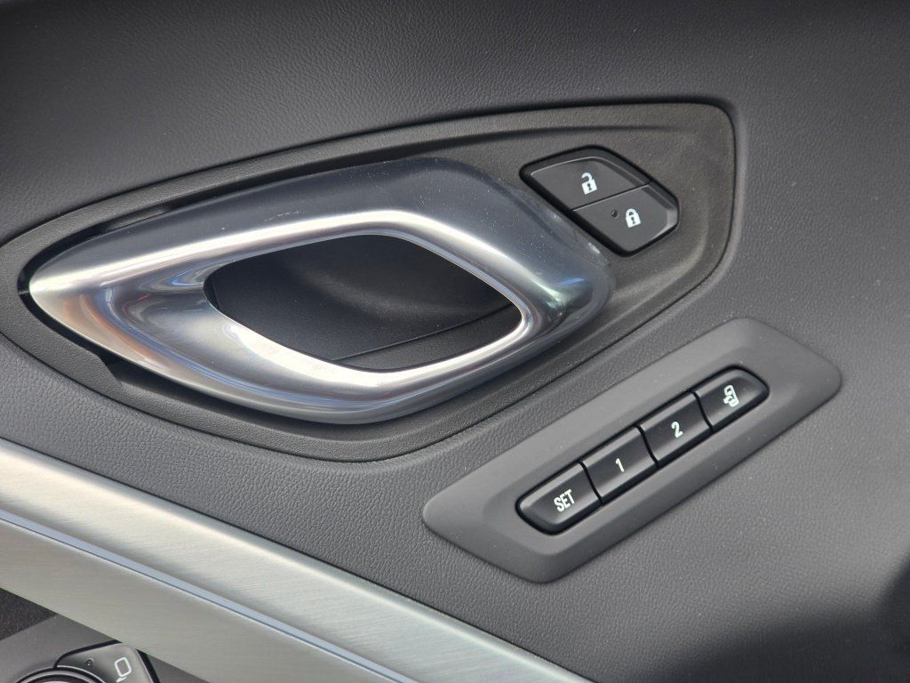 Used 2023 Chevrolet Camaro ZL1 RWD image 32
