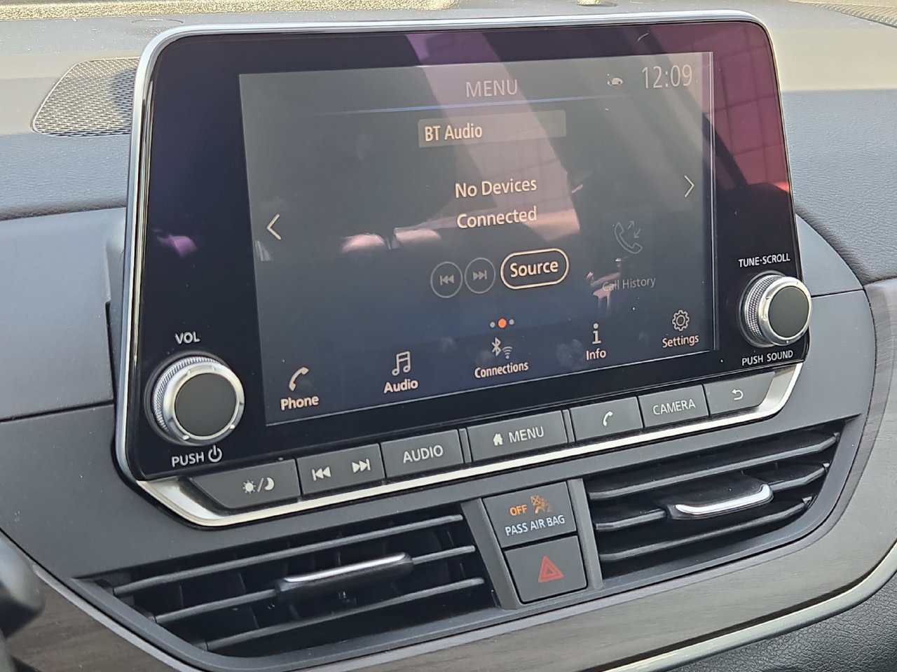 Certified 2025 Nissan Altima 2.5 SV FWD image 22