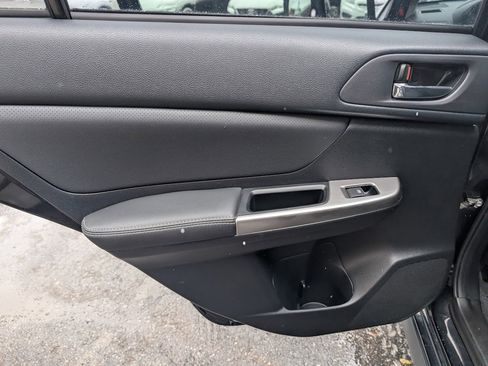 Used 2015 Subaru Crosstrek 2.0i Limited image 39