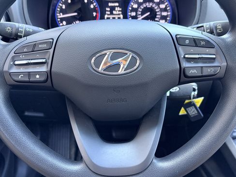 Used 2023 Hyundai Kona SE w/ Cargo Package AWD/4WD image 13