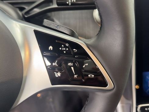 Certified 2025 Mercedes-Benz C 300 4MATIC Sedan image 12