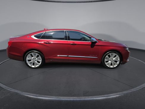 Used 2016 Chevrolet Impala LTZ w/ Enhanced Convenience Package FWD image 9