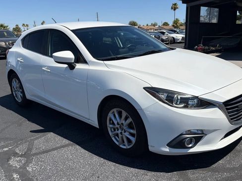 Used 2016 MAZDA MAZDA3 i Sport w/ Preferred Equipment Package FWD image 7