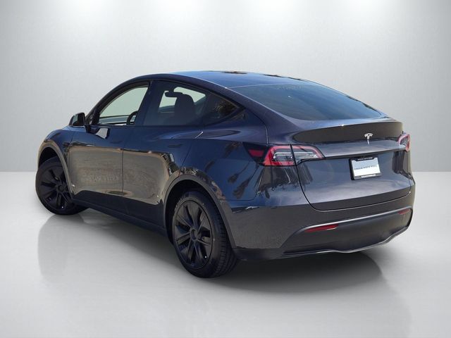 Used 2025 Tesla Model Y Long Range RWD image 6