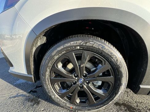 Used 2024 Subaru Forester Sport image 33