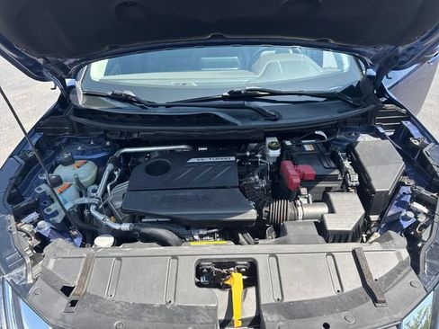 Used 2023 Nissan Rogue SL AWD/4WD image 14