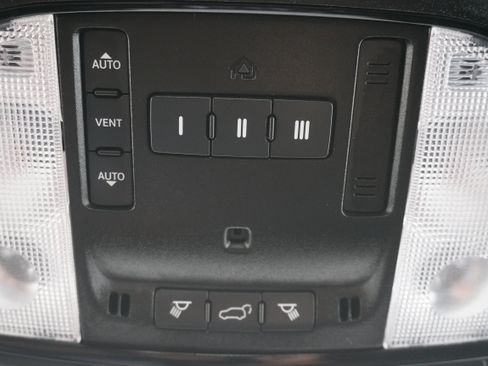 Used 2025 Dodge Durango R/T AWD/4WD image 29