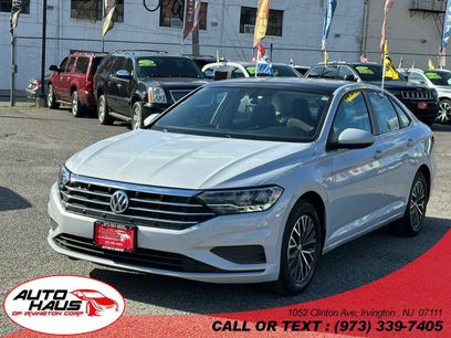 Used 2019 Volkswagen Jetta SE w/ Cold Weather Package