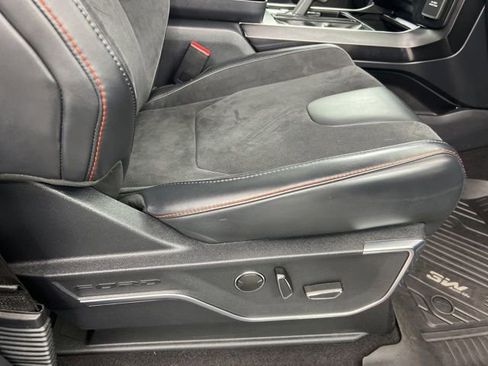 Used 2023 Ford F150 Raptor w/ Equipment Group 802A Raptor R AWD/4WD image 28
