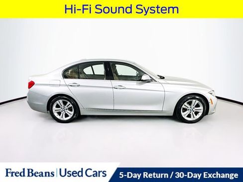 Used 2017 BMW 330i xDrive Sedan image 10