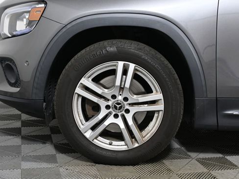 Certified 2022 Mercedes-Benz GLB 250 4MATIC image 11