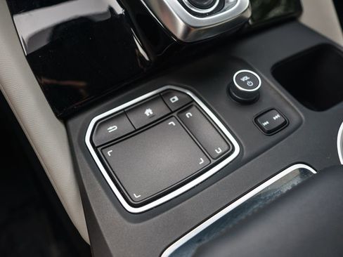 Certified 2022 Acura MDX SH-AWD w/ Technology Package image 36